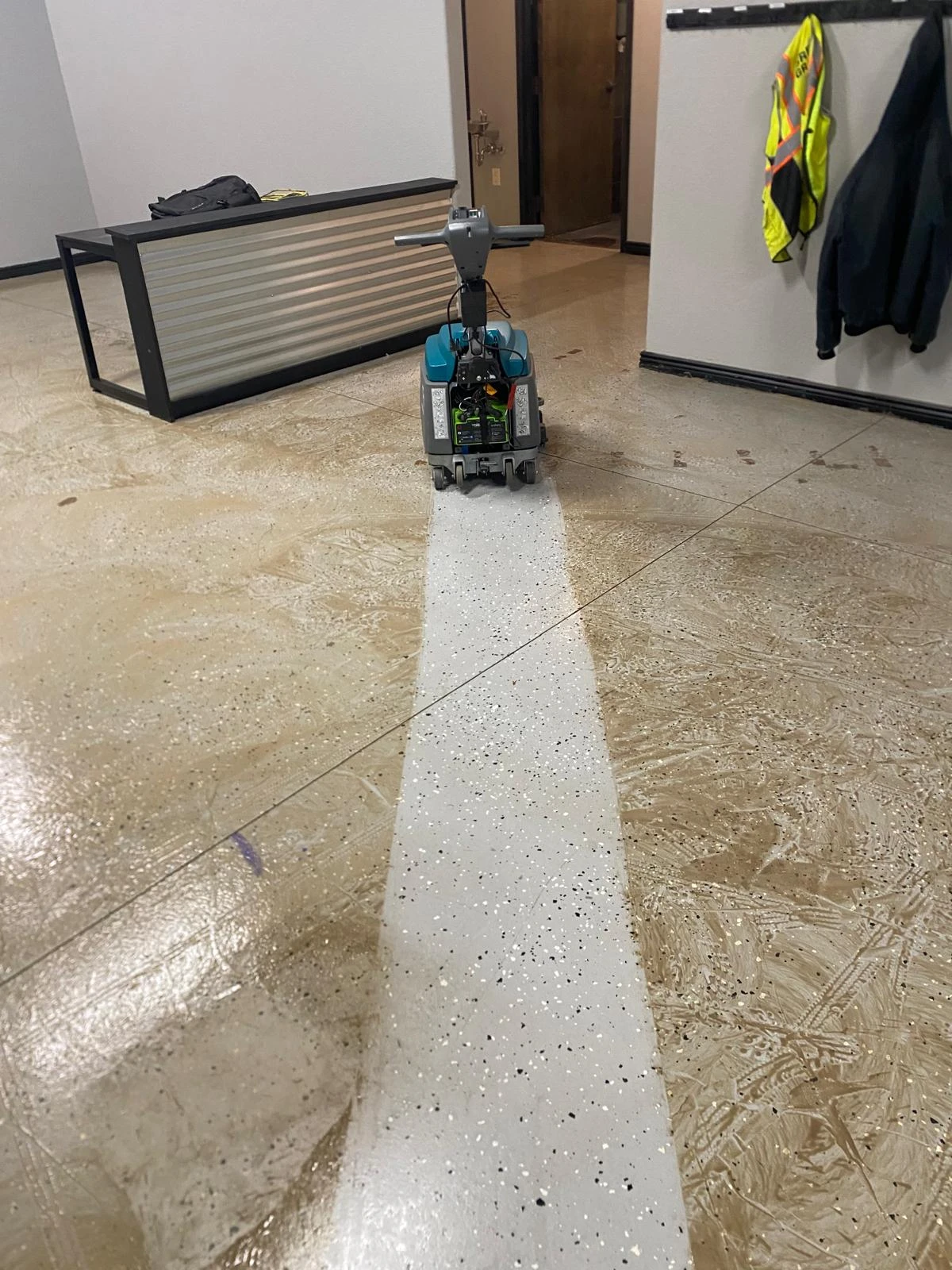 Retail Floor Cleaning