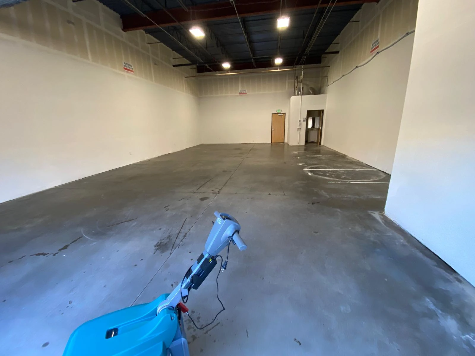 Warehouse Floor Cleaning